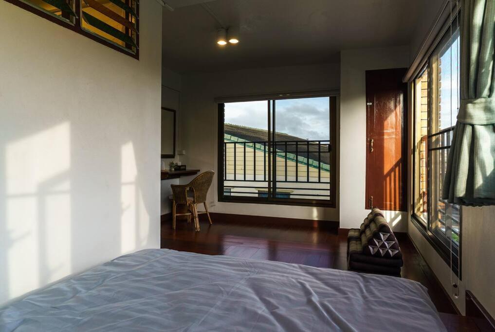 Treetop - Fong Lee Cc Walking Street Apartment Lampang